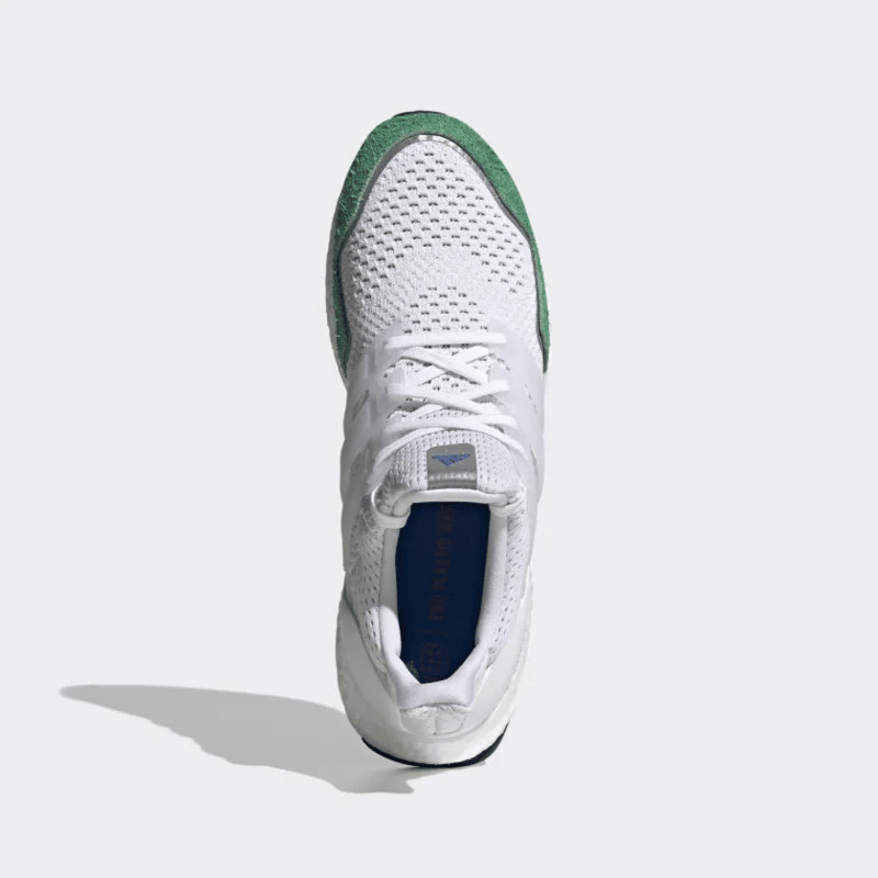 Ultra boost white outlet green